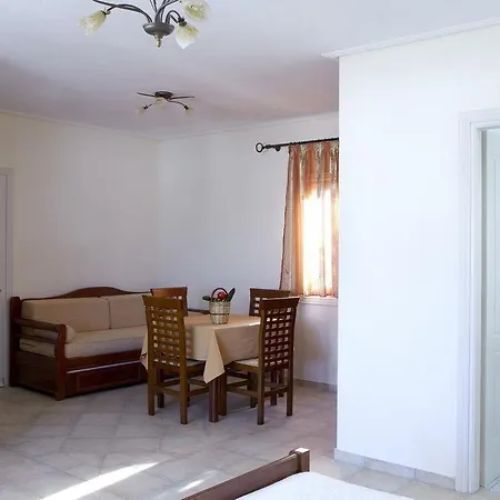 Mediterranean 3* Stelida (Naxos)