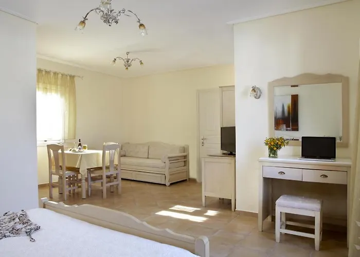 Mediterranean Стелида